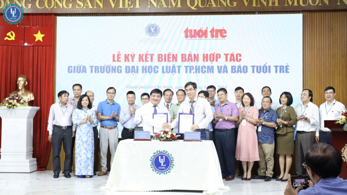 Trường Đại học Luật TP. HCM qua truyền thông